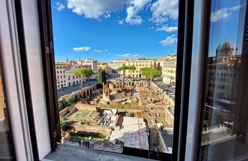 Rione XI Sant'Angelo Apartment | Panoramic penthouse for 8 with stunning view and wonderful terrace
