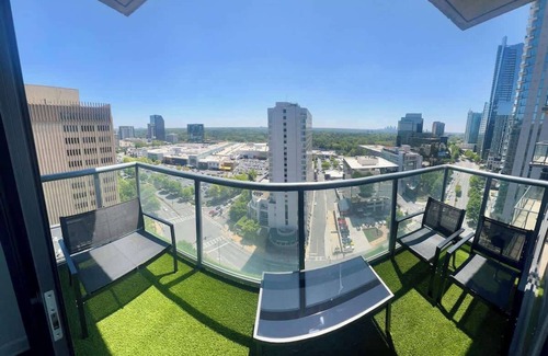 Lenox Apartment | Panoramic Penthouse Views - Two 15ft Balconies