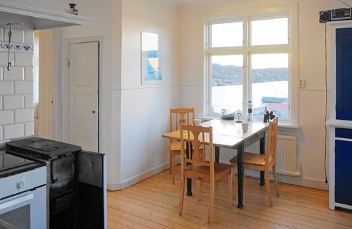 Skaerhamn House | Panoramic Sea Views in Skarhamn-By Traum
