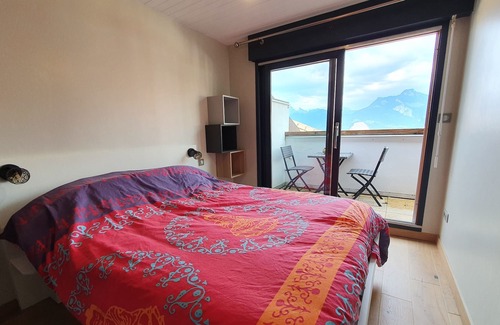 Reyvroz Apartment | Panoramic view of the Valley of Abundance