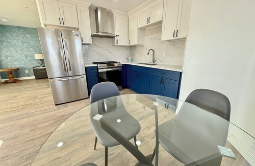 La Sierra Hills House | Panoramic views, Pickleball, 1/2 Basketball Court, Pool Spa Brand new studio.