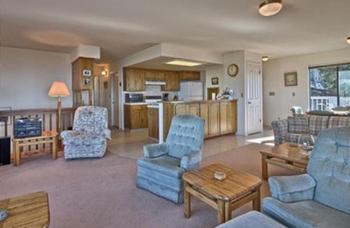 Park Hill House | Panoramic Views