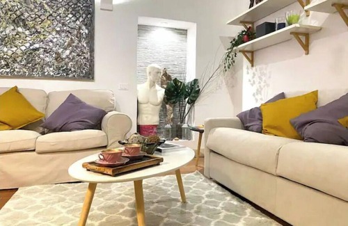 Rione IX Pigna Apartment | Pantheon Ancient Rome Apartment