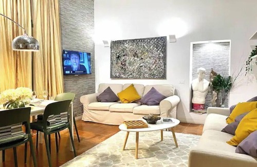 Rione IX Pigna Apartment | Pantheon Ancient Rome Apartment