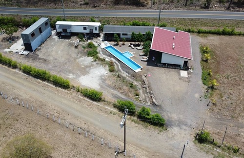 Canton Liberia Cabin | Papagayo ,full Equipado, Aire he Internet Para 4 Personas, Apta Para Mascotas