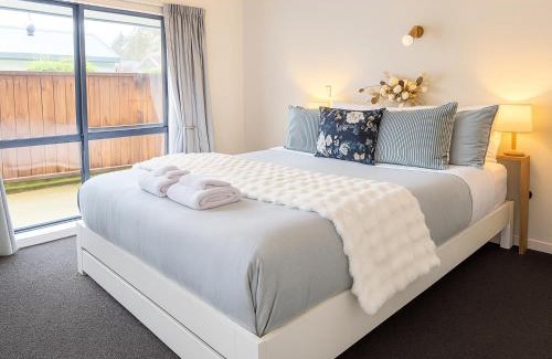 Papamoa Beach House | Papamoa Waves - Seaside Getaway