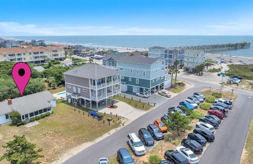Yaupon Beach House | Papas Place by Oak Island Accommodations