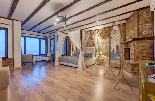 Altinoluk Hotel | Papazlikhan Hotel