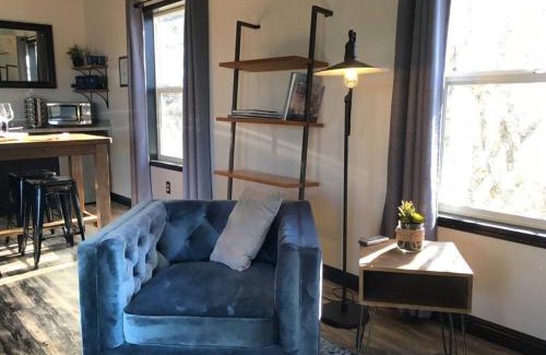 Mariposa House | Papillon Cellars - The Loft