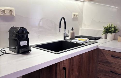 Malevizi Apartment | Papyrise View