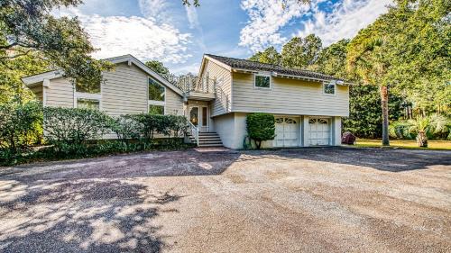 Debordieu Colony House | Par Fore the Course home by Peace Vacations
