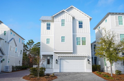 Grayton Beach House | Parade of Homes Pool-Bikes Free Easy Beach Access! Game Room