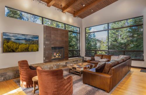Copper Mountain House | Parade of Homes triple award winning estate, short WALK TO SLOPES, sprawling modern luxury!