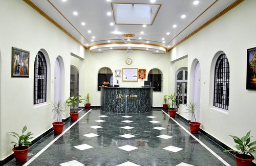 Khajuraho House | Paradie Luxury Homestay Khajuraho - A warm hospitality and personalise service!