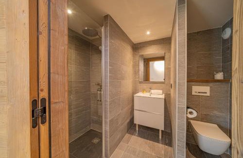 Chamonix City Centre Apartment | Paradisa Terrasse Mont-Blanc Central 3-bedroom with Mont-Blanc View!