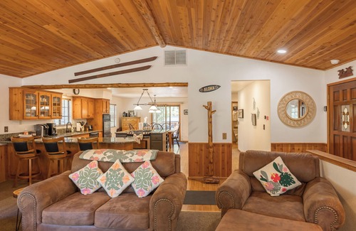 Fox Farm Cabin | Paradise Amongst the Pines