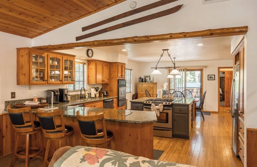 Fox Farm Cabin | Paradise Amongst the Pines