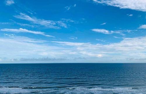 Crescent Beach Apartment | Paradise at the Beach, Complete View of Horizon