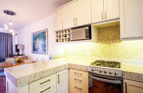 Amapas Condo | Paradise Awaits at Casa Amor Del Mar - 2 BR Amapas Retreat