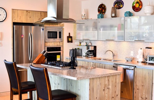 Bucerias Condo | Paradise Awaits! Upscale Bucerias Beach Condo