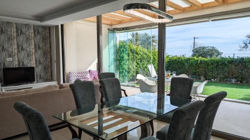 Villajoyosa Villa | PARADISE beachfront luxury villa