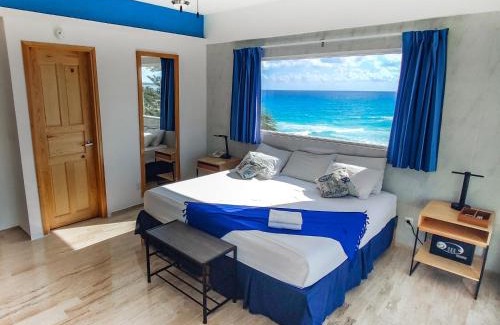 Punta Cancun Apartment | Paradise Beachfront & Nightlife Heart