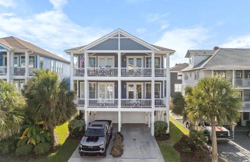 Wrightsville Beach House | Paradise by the Pier Carolina Getaway