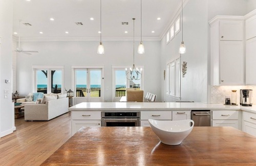 Port Bolivar House | Paradise By The Sea 4 Bedroom Home by RedAwning
