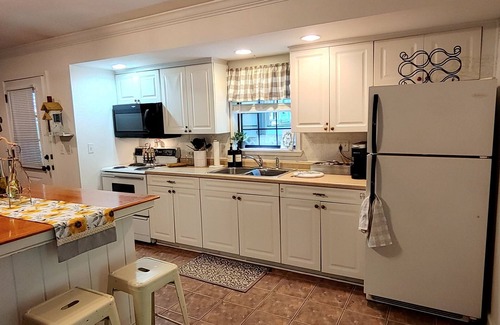 Murphy House | Paradise Cottage on the beautiful Hiwassee River