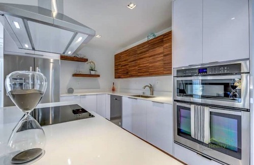 Palmetto Estates House | Paradise Found: Heated Pool, Mini Golf & BBQ