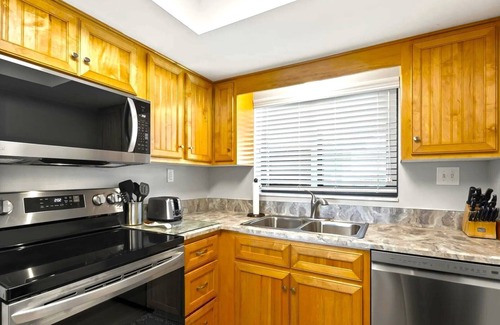 Sunny Shores Condo | Paradise Found! Oceanfront Bliss - New Listing, May 2025