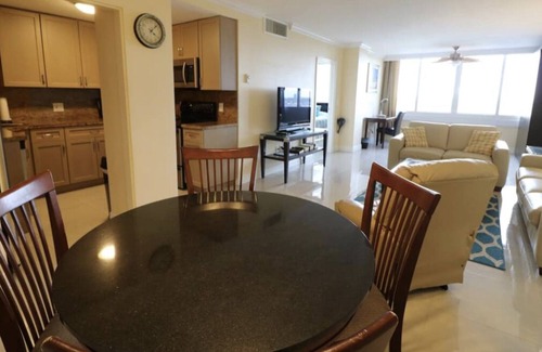 Bermuda Riviera Condo | Paradise in Fort Lauderdale Galt ocean on the beach and in the Sand