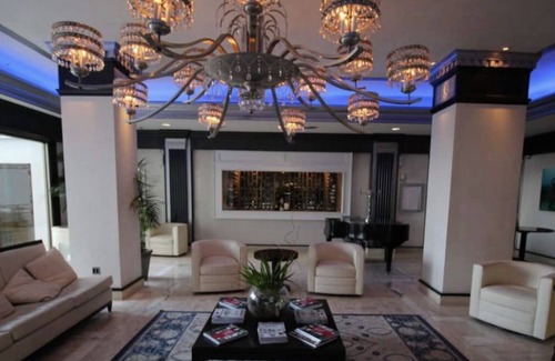 Bermuda Riviera Condo | Paradise in Fort Lauderdale Galt ocean on the beach and in the Sand