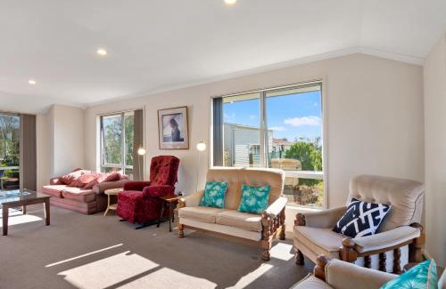 Pohara House | Paradise in Pohara - Pohara Beach Holiday Home