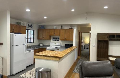 Pinetop-Lakeside House | Paradise in the Pines