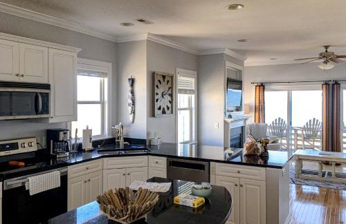 Carolina Beach House | Paradise Island Ocean Front