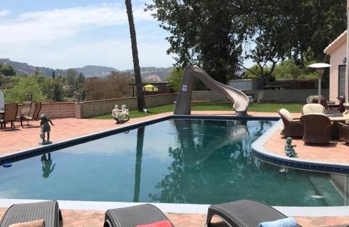 Woodland Hills House | paradise luxury experience