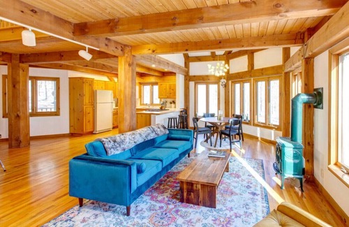Bloomville House | Paradise on 12 Acres with A/C and Pool Nearby