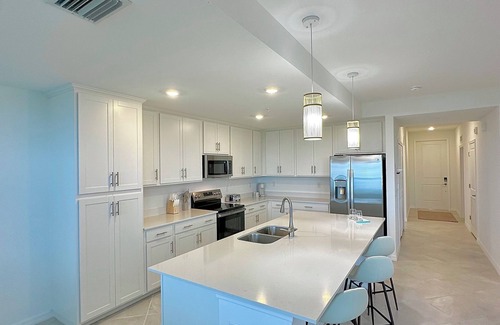 Punta Gorda Condo | Paradise Palms -2 Bedroom 2 Bathroom Comfortable Vacation Getaway