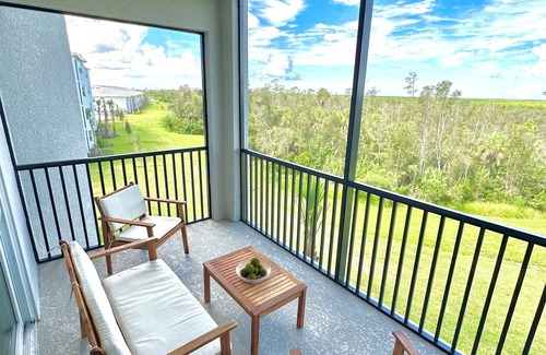 Punta Gorda Condo | Paradise Palms -2 Bedroom 2 Bathroom Comfortable Vacation Getaway
