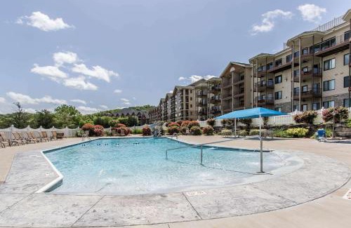 Big Cedars Hotel | Paradise Point