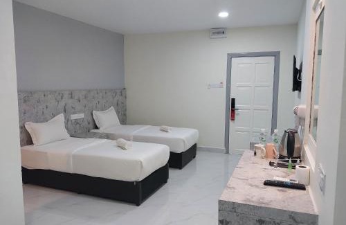 Lubok Buaya Resort | Paradise Resort Pantai Cenang