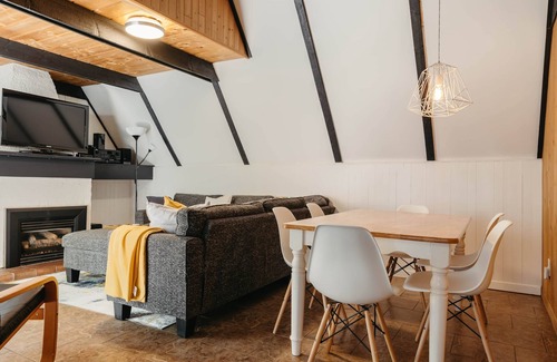 Orford Ski Chalet | Paradise, Spacious and Family friendly Cottage, fully equipped. Tons of activities