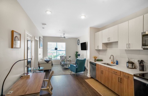Eighth Avenue Apartment | Paradise Suite at the Gulch with Downtown View & Free Parking