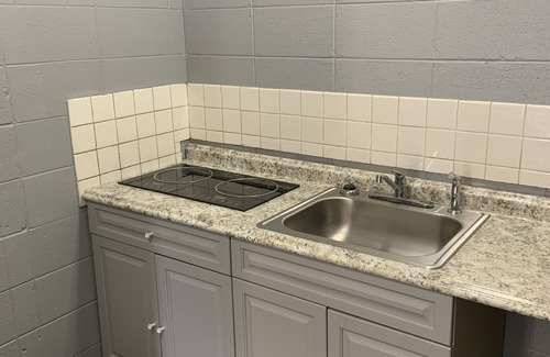 Newport News Hotel | Paradise Suites - Jefferson Ave/Newport News