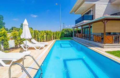 Kadriye Villa | Paradise Town Villa Belhamra