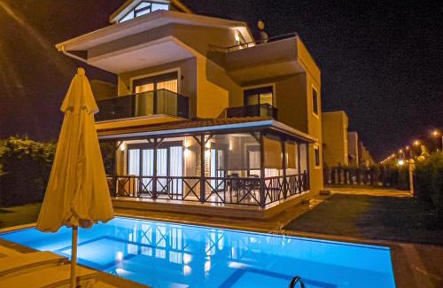 Kadriye Villa | Paradise Town Villa Belhamra