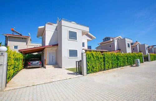 Kadriye Villa | Paradise Town Villa Lisa