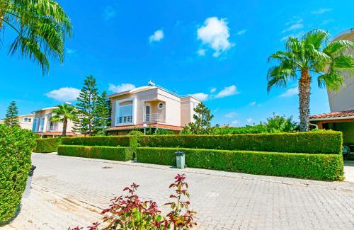 Kadriye Villa | Paradise Town Villa Royal