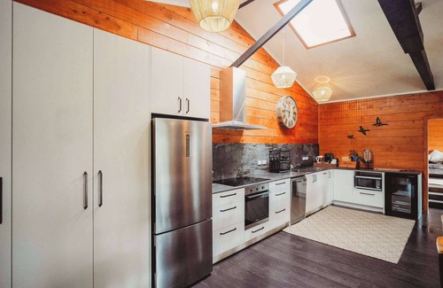 Rotorua House | Paradise Valley Lodge - The Lodge